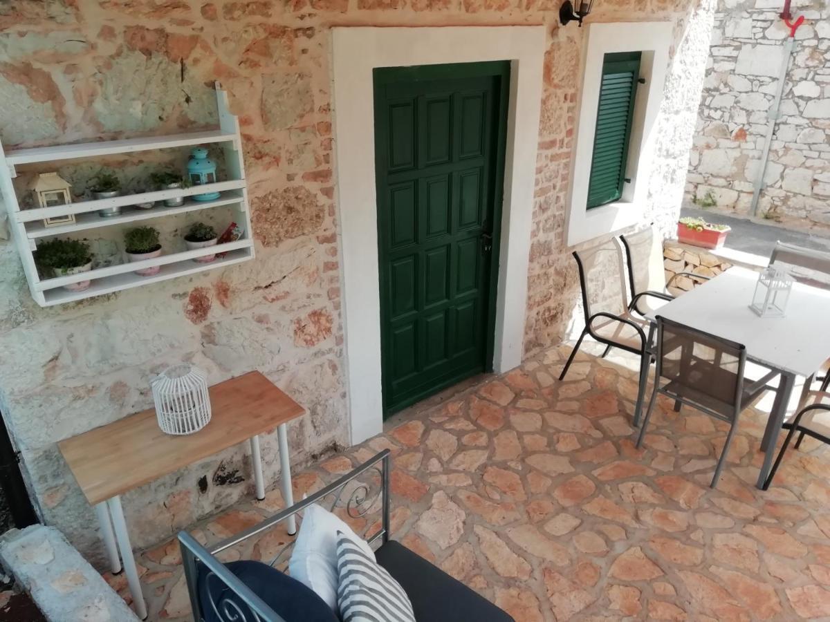 Krka Waterfalls Stonehouse Roko Lozovac Exterior photo