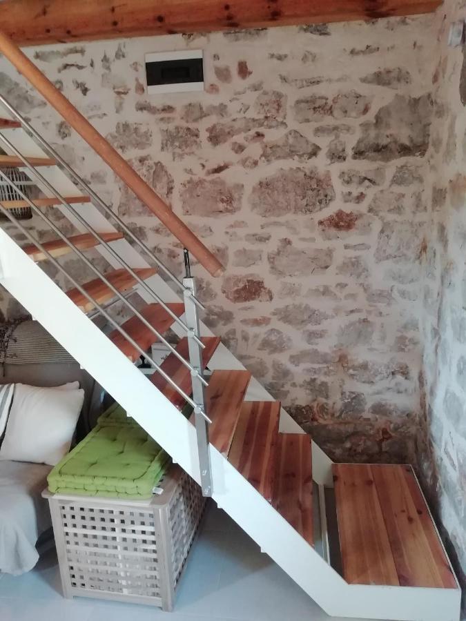 Krka Waterfalls Stonehouse Roko Lozovac Exterior photo