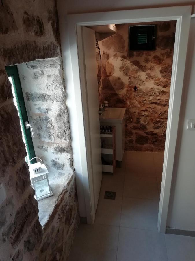 Krka Waterfalls Stonehouse Roko Lozovac Exterior photo